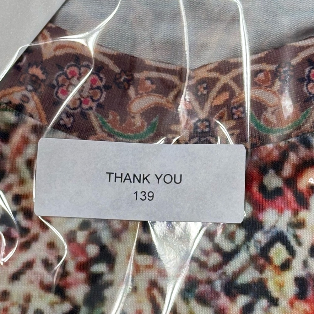 Abstract Pattern Long Sleeve Top - Picture 3 of 3